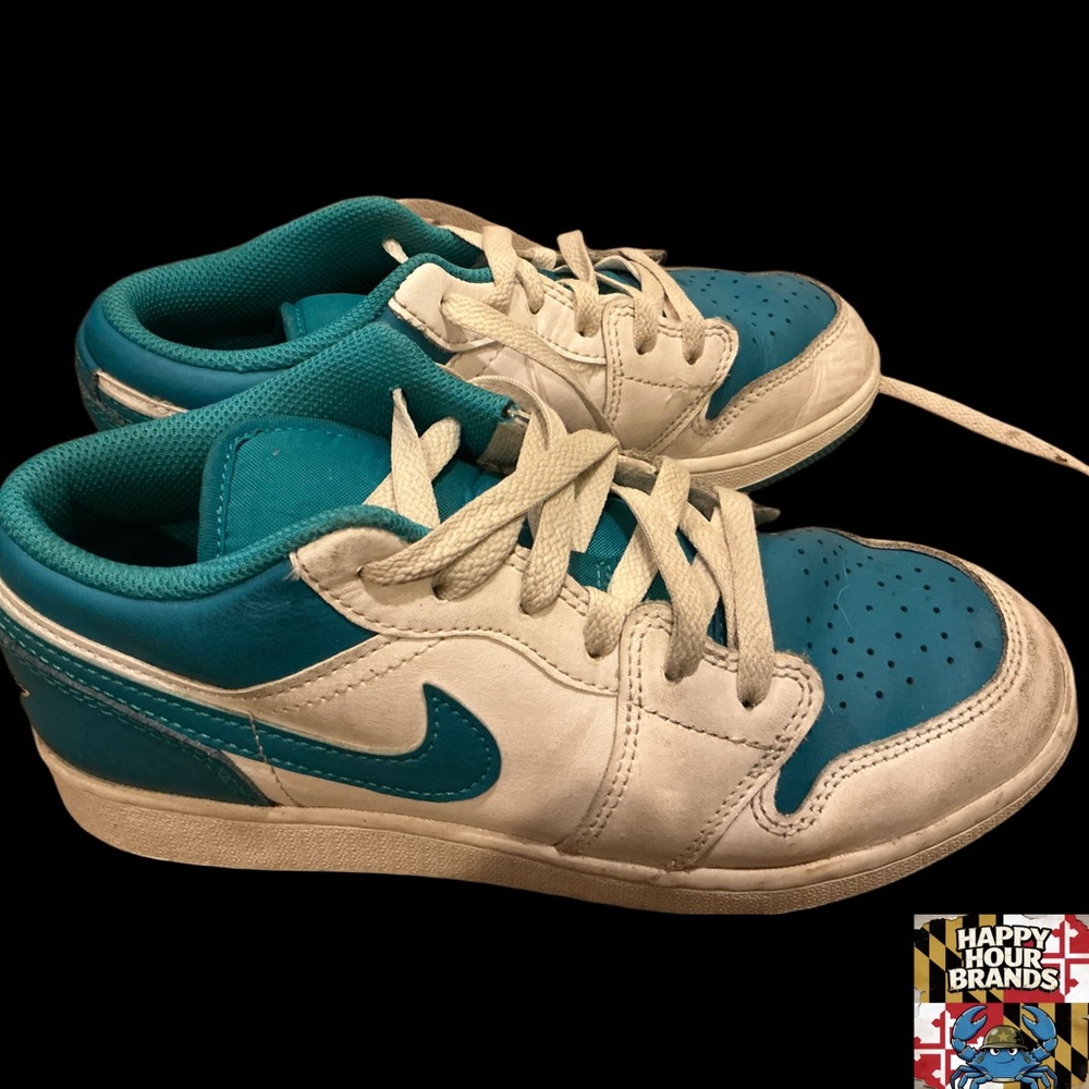 Nike Air Jordan 1 Low GS White/Gold/Aquatone 4 1/2Y